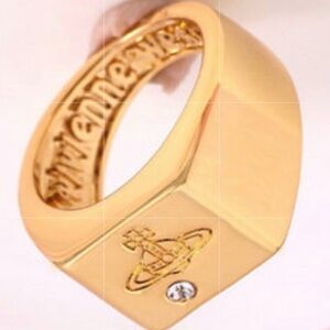 Vivienne Westwood gold signature vintage Ring sz 7